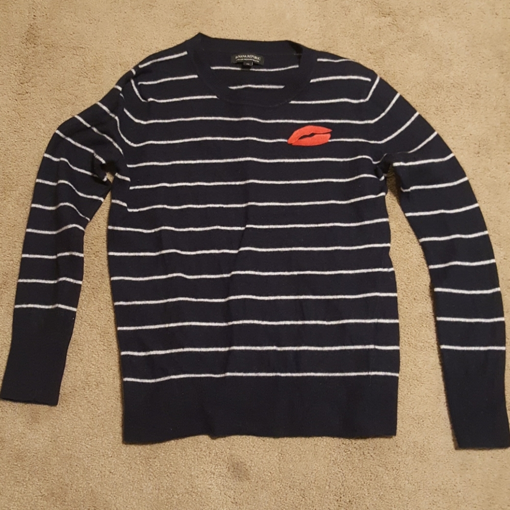 Banana Republic Italian Merino Blend Lips sweater